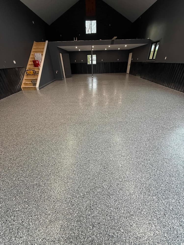 Flake epoxy commercial floor, Dresden